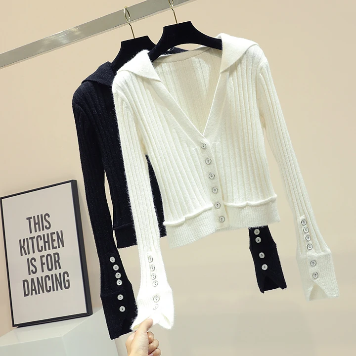 Женская трикотажная куртка с V-образным вырезом длинным рукавом |