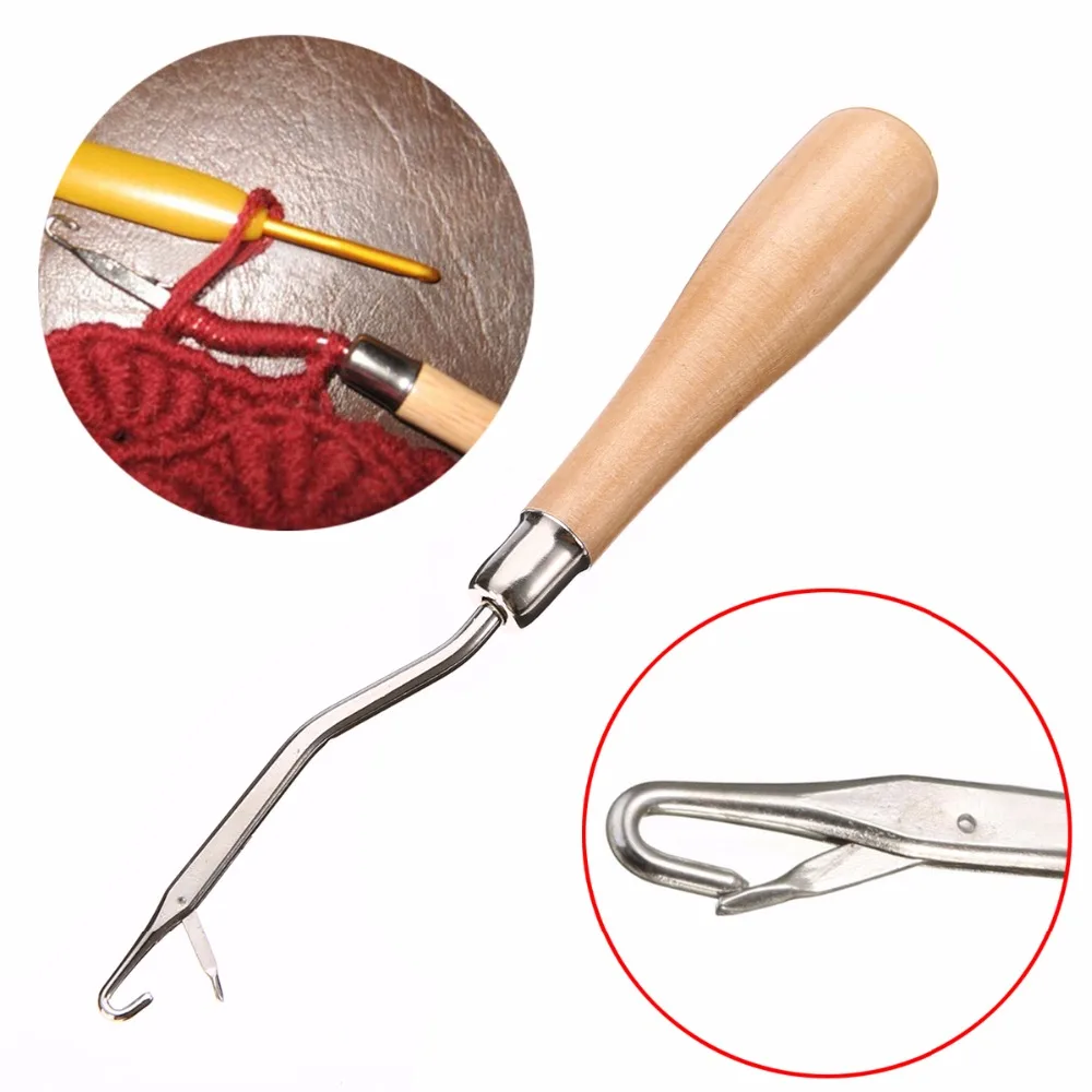 1pc Latch Crochet Hook Wooden Handle Needle Puller Tool For Canvas Mat Rug Craft