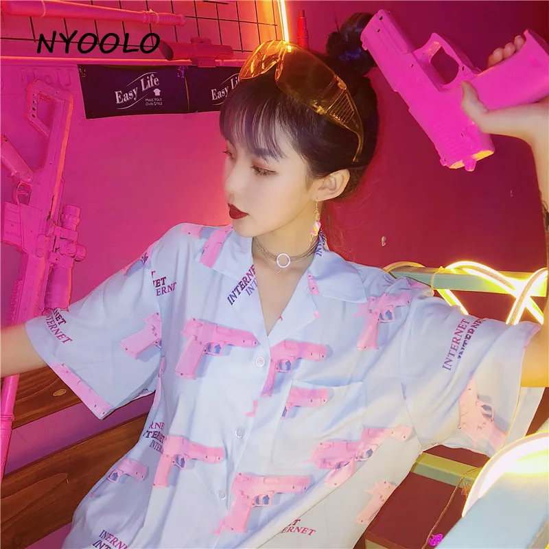 NYOOLO Harajuku винтажная рубашка бойфренда с принтом пистолета и статуи Повседневная