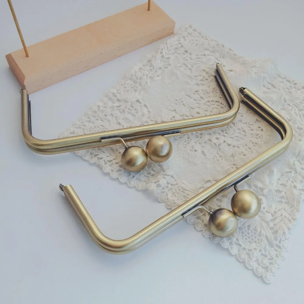 

22*9CM with 25 mm big ball Purse frame No Hooks Sewing Metal purse handle DIY Obag Accessories Design Purse Frame Dropshipping