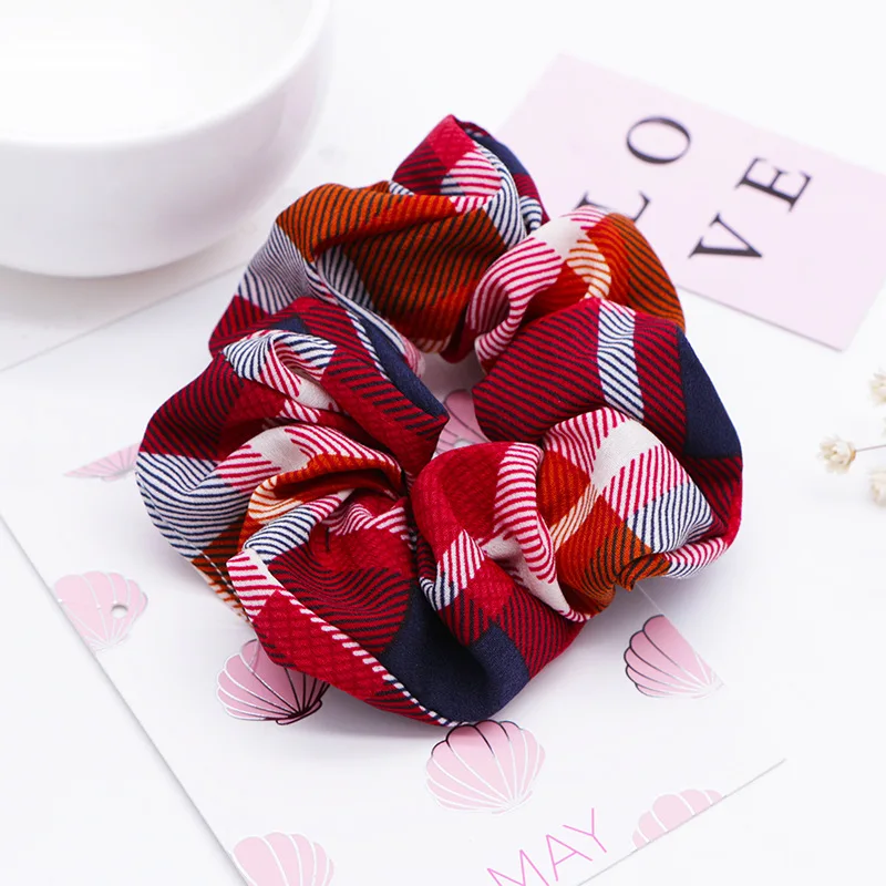 4 pcs/lot Mix Colors Retro Plaids Prints Hair Elastic Scrunchies Ponytail Holder Tie Classical Elastics Bands for Girl |