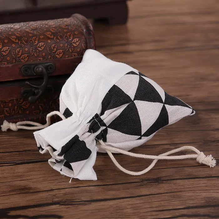 

Favor Bag Trendy White Natural Linen Drawstring Wedding Gift Bags Jewelry Bag 48pcs