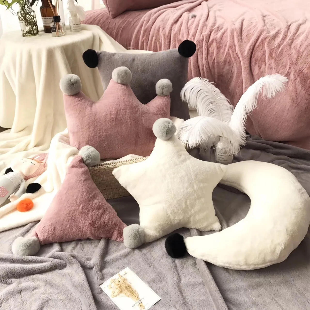 Самые мягкие подушки. Гигантское кресло-подушка lovesac sac. Самые мягкие подушки. Кресло-мешок bean-bag. Необычные диванные подушки.