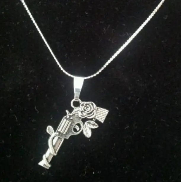 Винтажное ожерелье с серебряными листьями птицами пистолетом пулей чокером