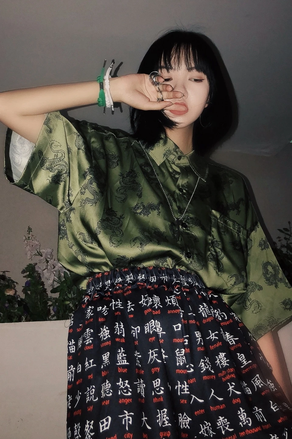 Новый Ретро Однорядный воротник с пуговицами на лето 2019. Свободная фотография