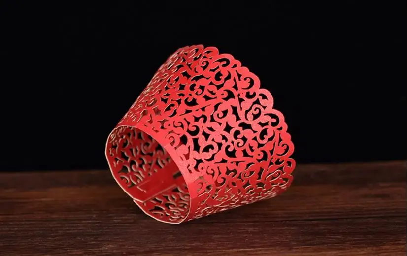 Оптовая продажа 2000 шт. кружевная Лазерная резка для кексов облака бумажный