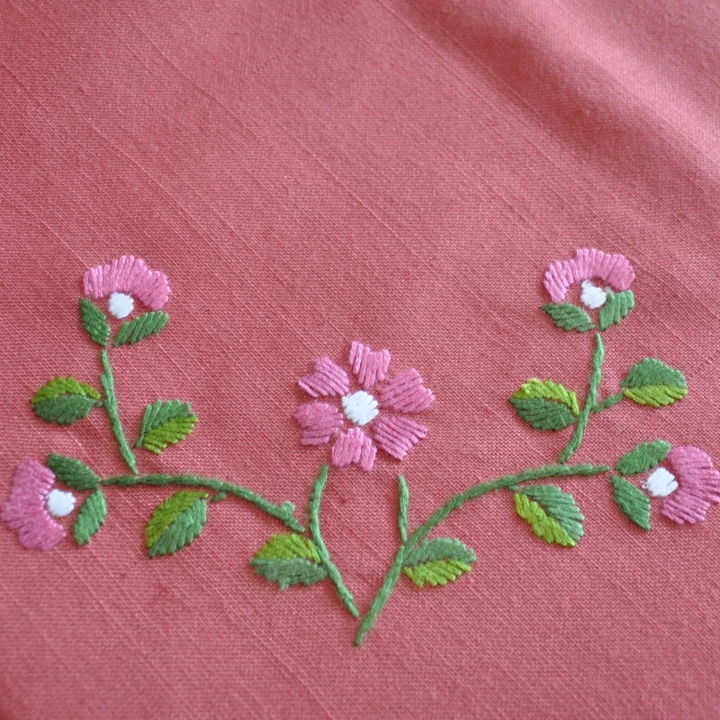 HETAIYIYUAN Fashion Party embroidery table cloth hand tablecloth pastoral flower dining tablecloths cover | Дом и сад
