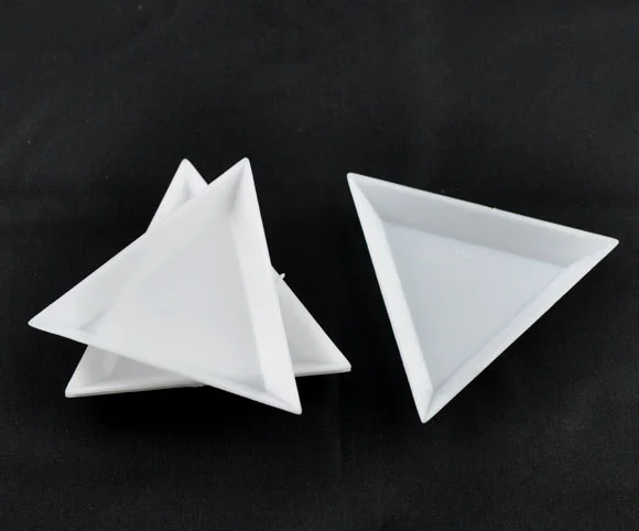 

DoreenBeads 20 White Plastic Triangular Sorting Trays 64x73x10mm (B09156)