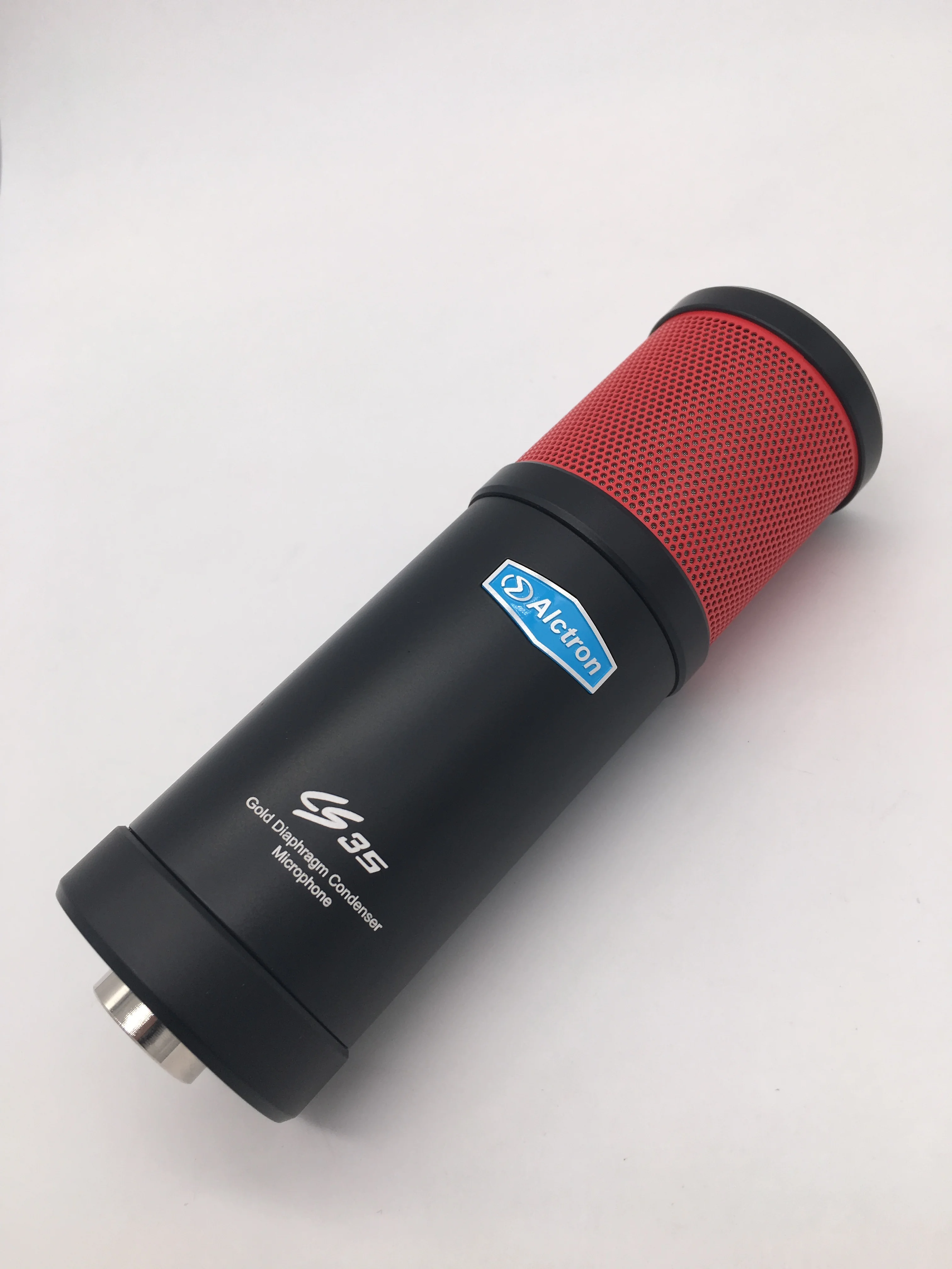 Профессиональный конденсаторный микрофон Alctron CS35 для сценических представлений