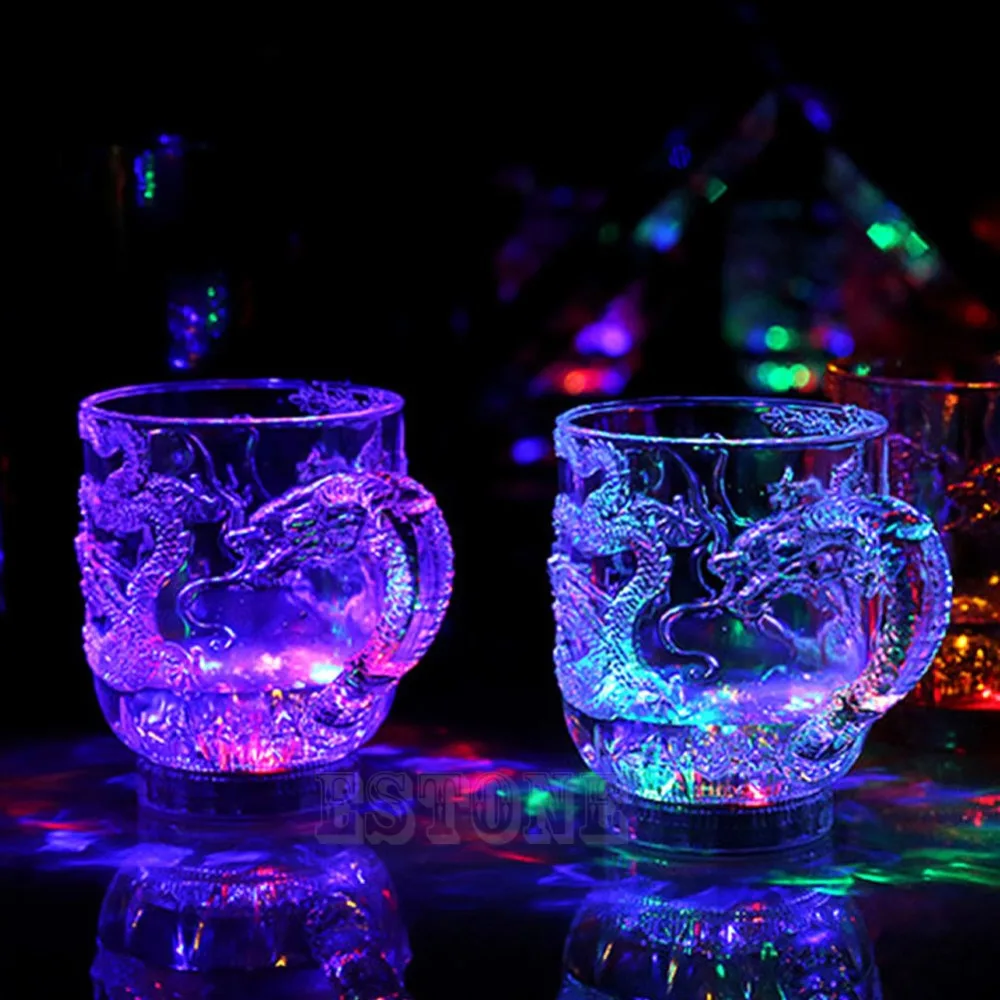 Новый LED Дракон Индуктивный Радужный Цвет мигающий свет светящиеся кружки очки