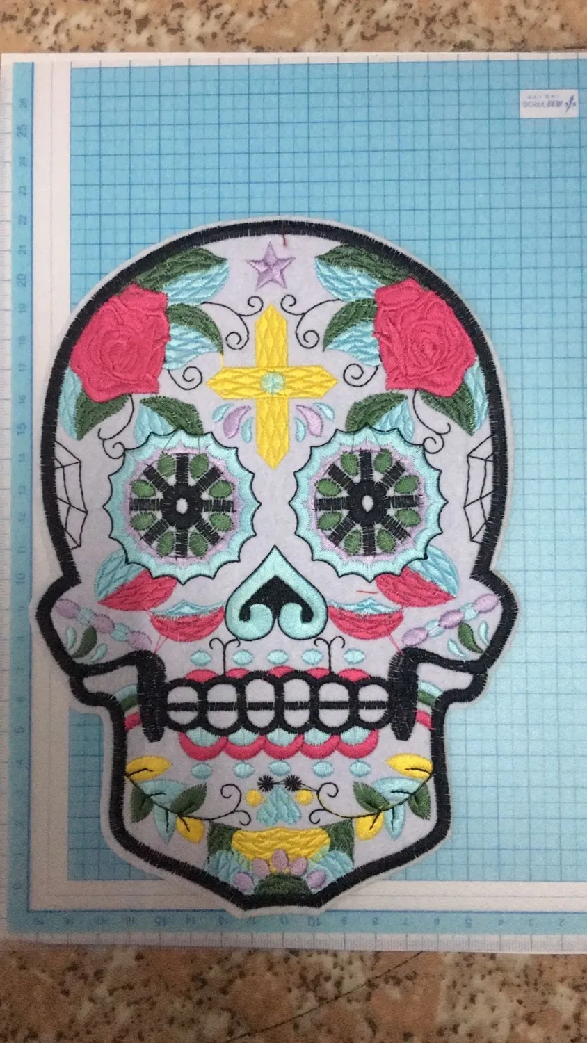 DZ разворота череп нашивки с блестками для одежды футболка Утюг на/шить на