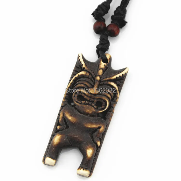 Оптовая Продажа Лот 12 шт. моделирование кости резные маори тики человек кулоны