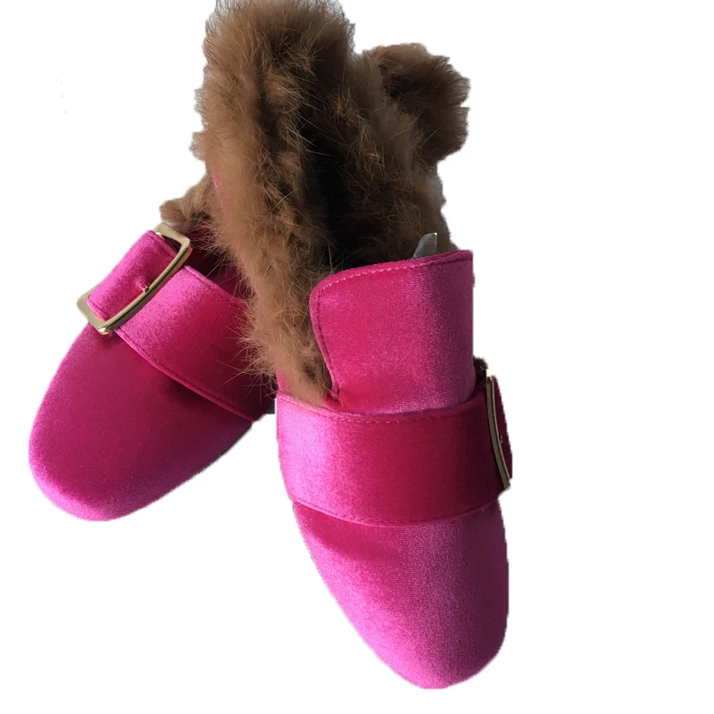 Весенне-осенняя женская обувь на плоской подошве с металлической пряжкой