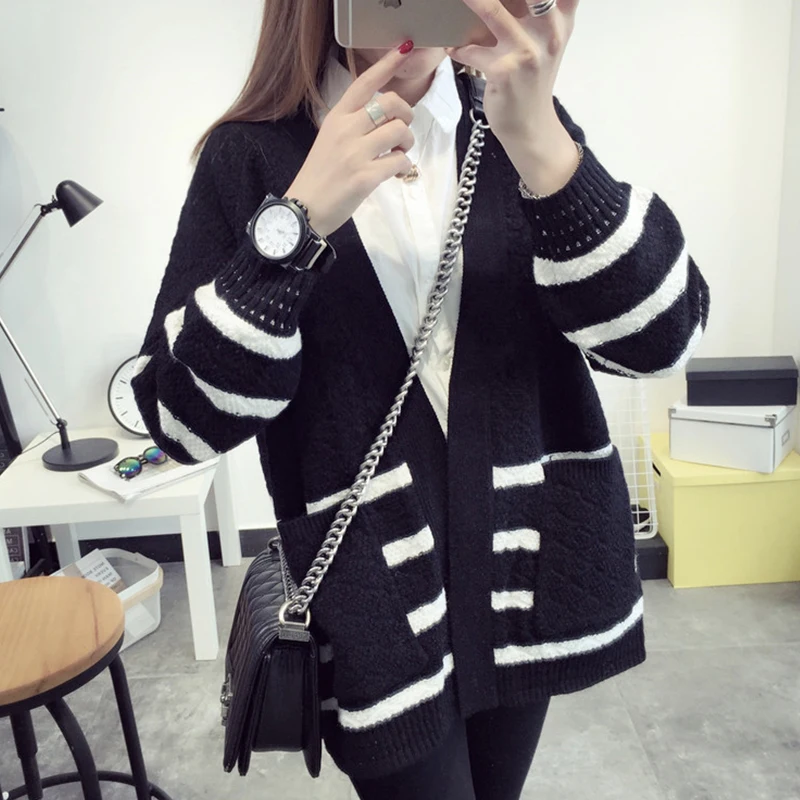 Шить вязаный свитер верхняя одежда Женская Осенняя Новинка 2017 года Куртки и