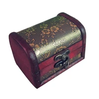 portable retro antique style jewelery box in wood with flower relief red