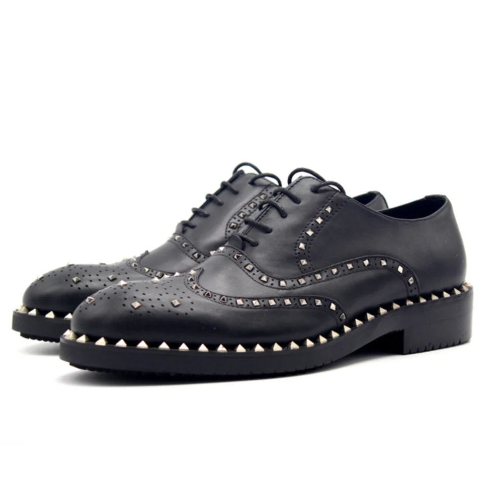 

Осенне-зимние оксфорды для мужчин; Мужская обувь ручной работы с заклепками из бычьей кожи; zapatos hombre vestir