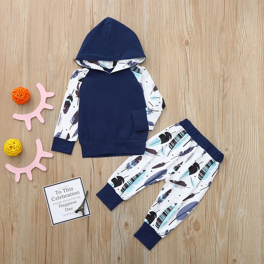 Одежда для маленьких мальчиков худи с перьями новорожденных девочек и комплект