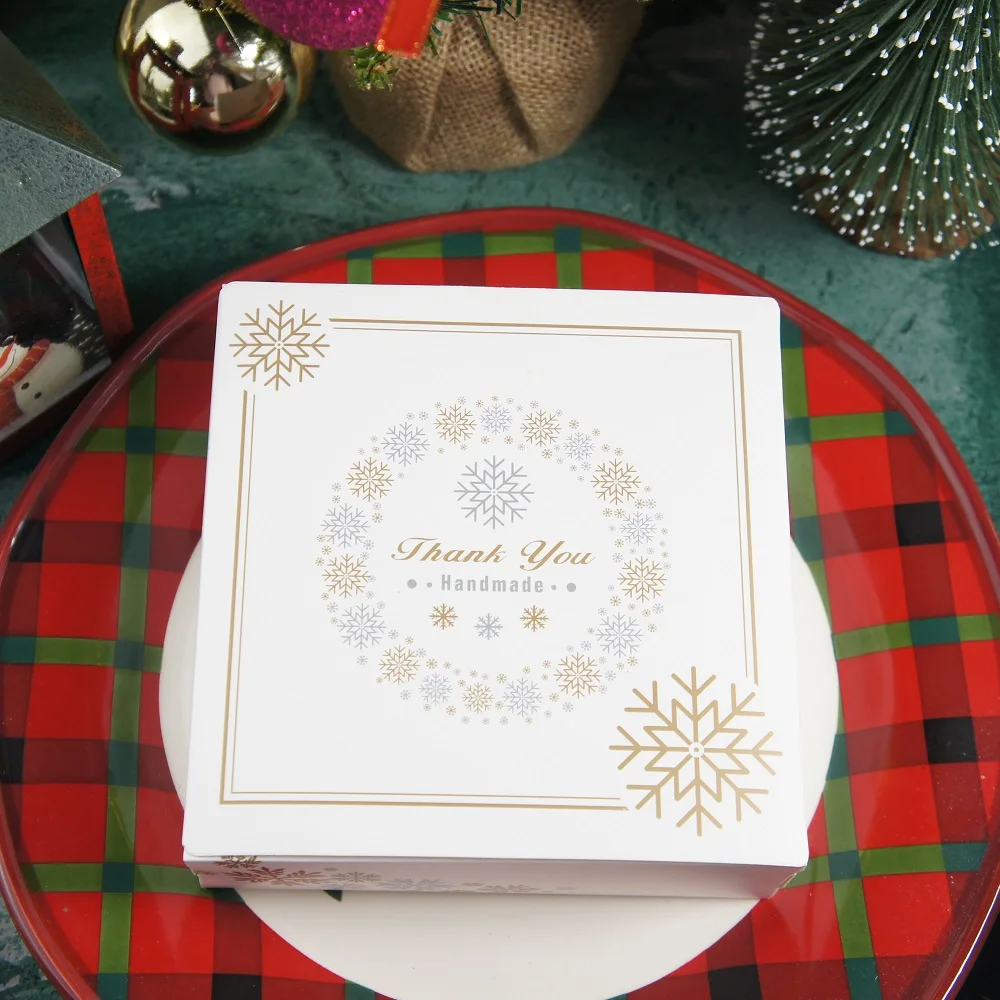 

gold sliver snowflake Christmas design 10pcs Paper Box Candy Cookie Chocolate Macaroon Party DIY gift Packaging