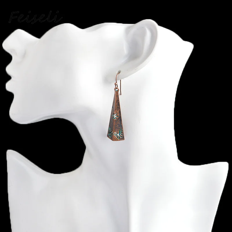 Винтажные серьги Feiseli металлические с треугольным геометрическим узором в виде