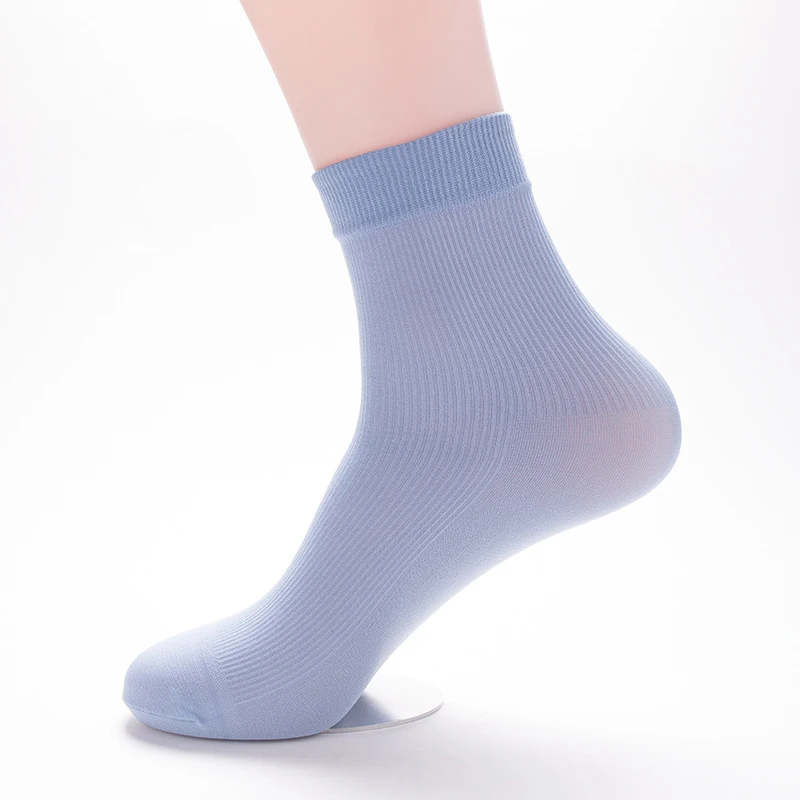 Light Blue 5 пар, высокое качество, мужские летние носки, тонкие шелковые высокие эластичные нейлоновые дышащие бамбуковые короткие носки, крутые мужские носки 8J0074 - Цвет: Light Blue
