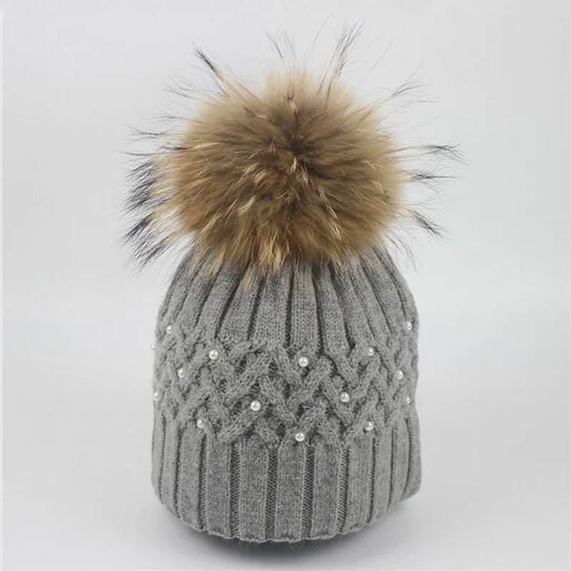2017 перламутровые женские зимние шапки из натурального меха енота вязаные