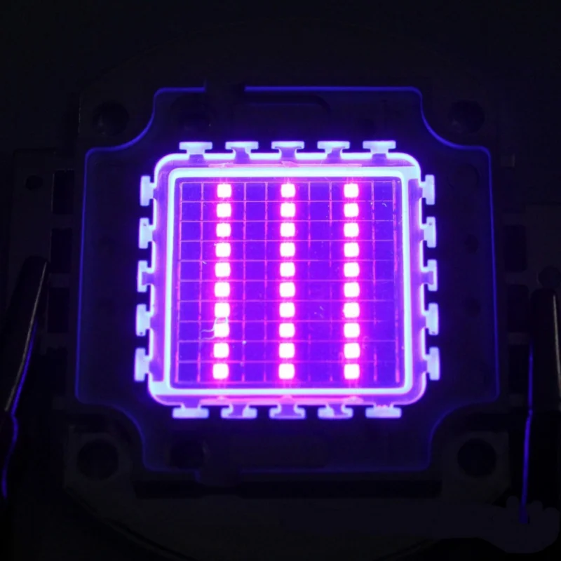 

Высокомощный светодиодный чип 100 Вт, фиолетовый ультрафиолетовый (УФ 100 нм/100 мА/постоянный ток 30 в-34 в/Вт) SMD COB светильник Вт, ультрафиолетова...