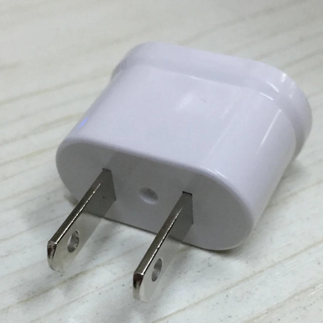 MAIF Лидер продаж США ЕС ЕВРО Европа Путешествия мощность Plug адаптер зарядное устройство конвертер США конвертер белый