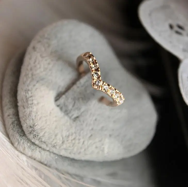 Кольца из сплава V образной формы золотые обручальные кольца для женщин модные