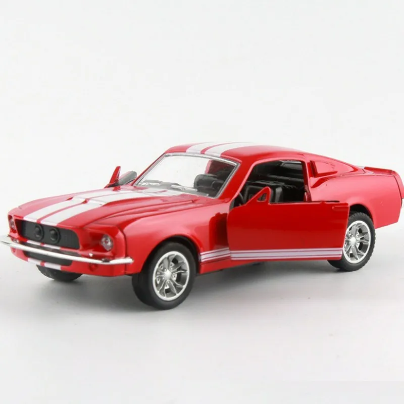 Модель автомобиля из сплава 1:32 модель Ford Mustang 2 открывающихся двери литая