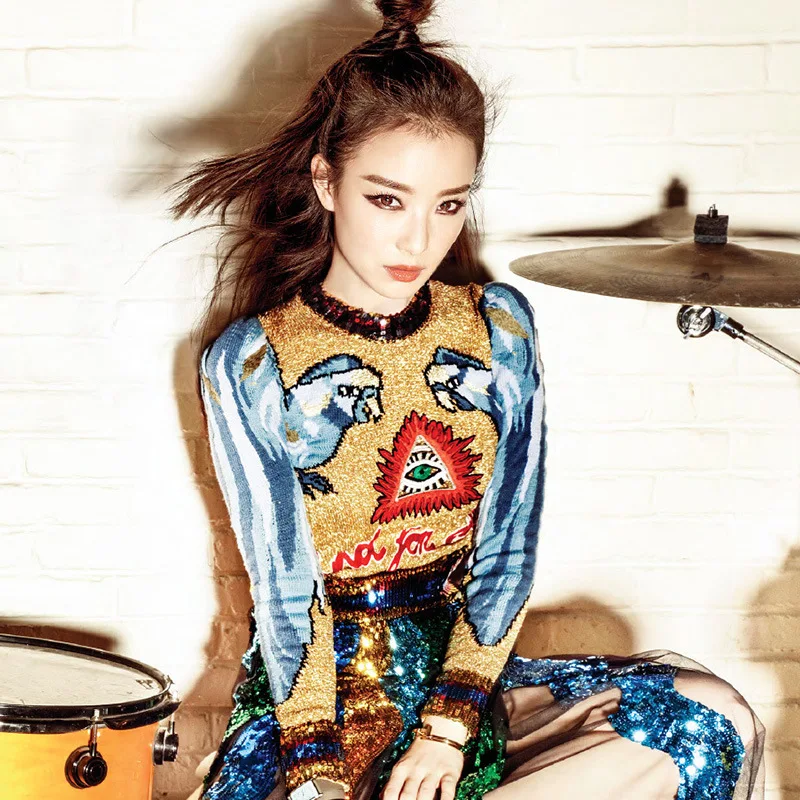 Женский трикотажный жаккардовый свитер подиумный пуловер с вышивкой и блестками
