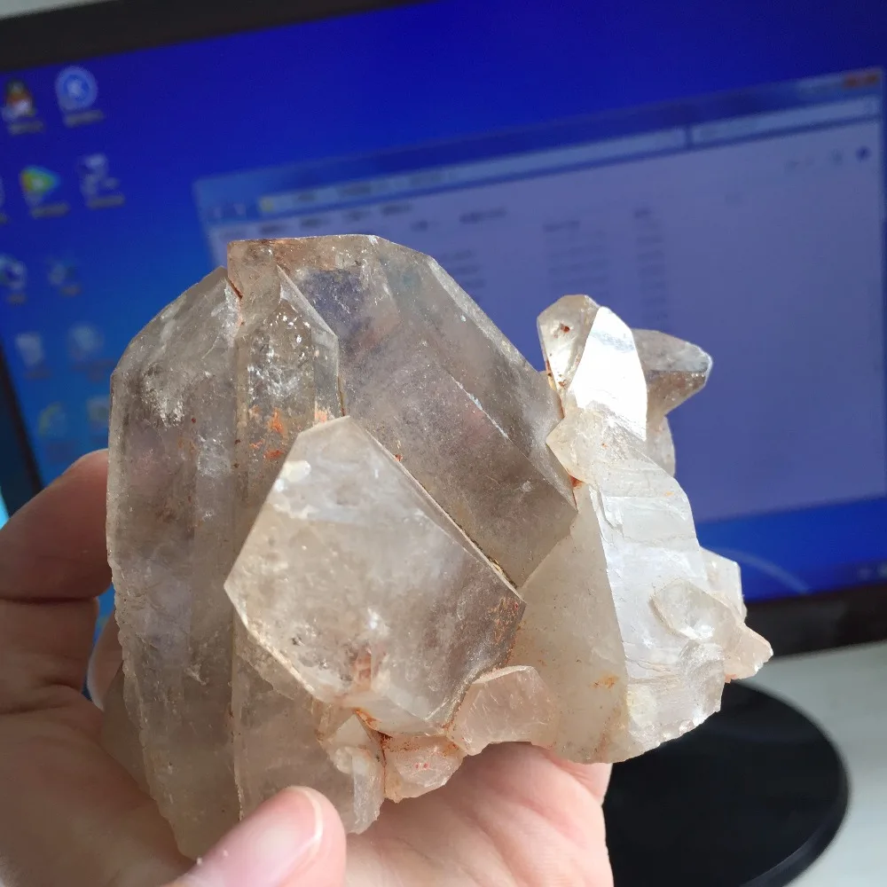 323 г натуральный прозрачный и минеральный кристалл с лечебным действием образцы