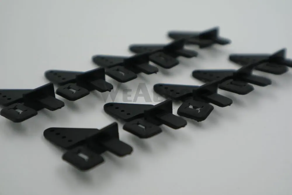 10 шт * самоблокирующийся треугольный управляющий гудок 1 мм черного цвета |