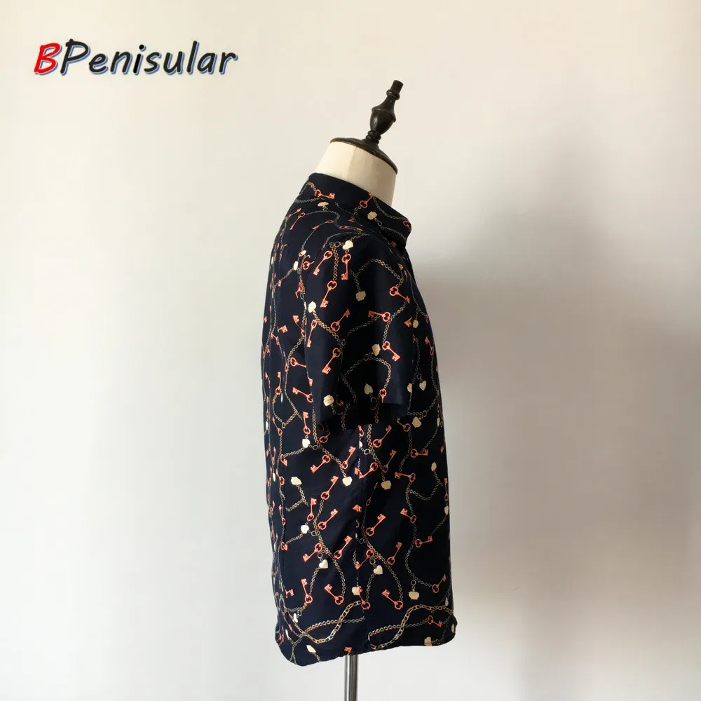 Рубашка мужская с коротким рукавом и отложным воротником модная однобортная