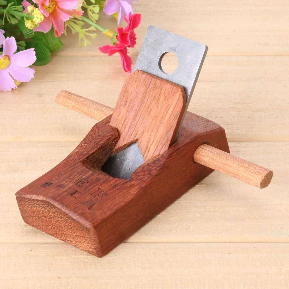 Индонезия из красного дерева ручной станок Деревообработка пластический