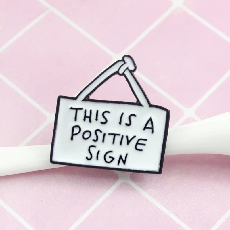 Милый знак тег брошь в виде это позитивный вдохновляющие эмали штырь Джинсовый