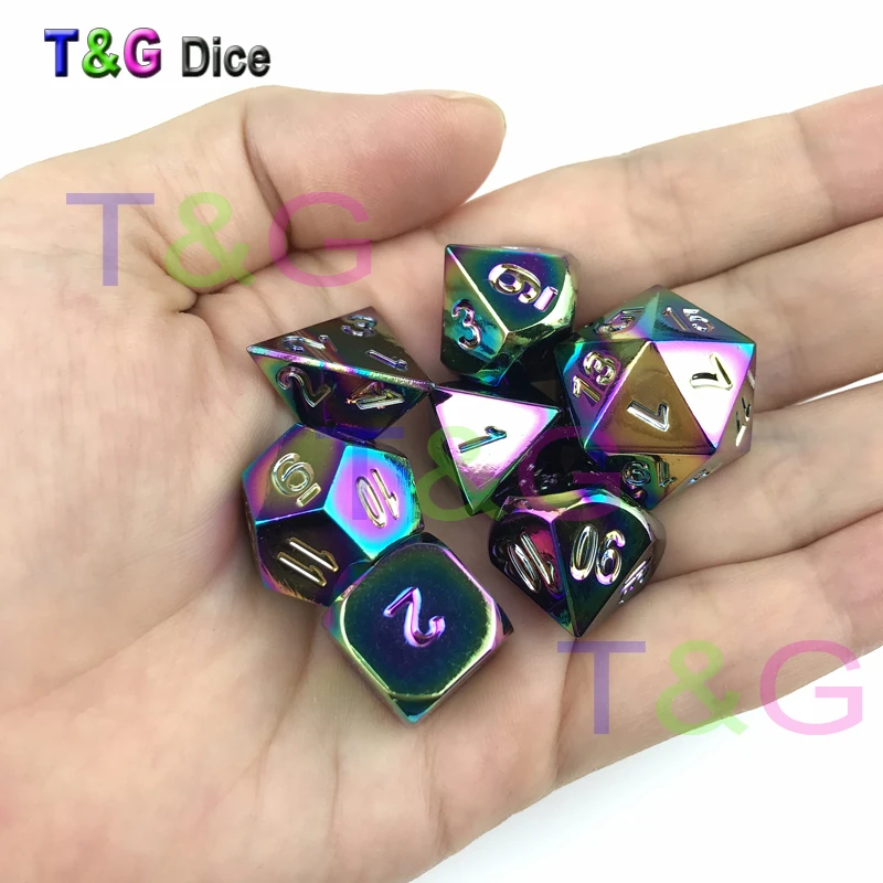 Невероятные Новые красочные RPG/D& D многогранные металлические кости плюс железный ящик для Вечерние игры/вместе с друзьями