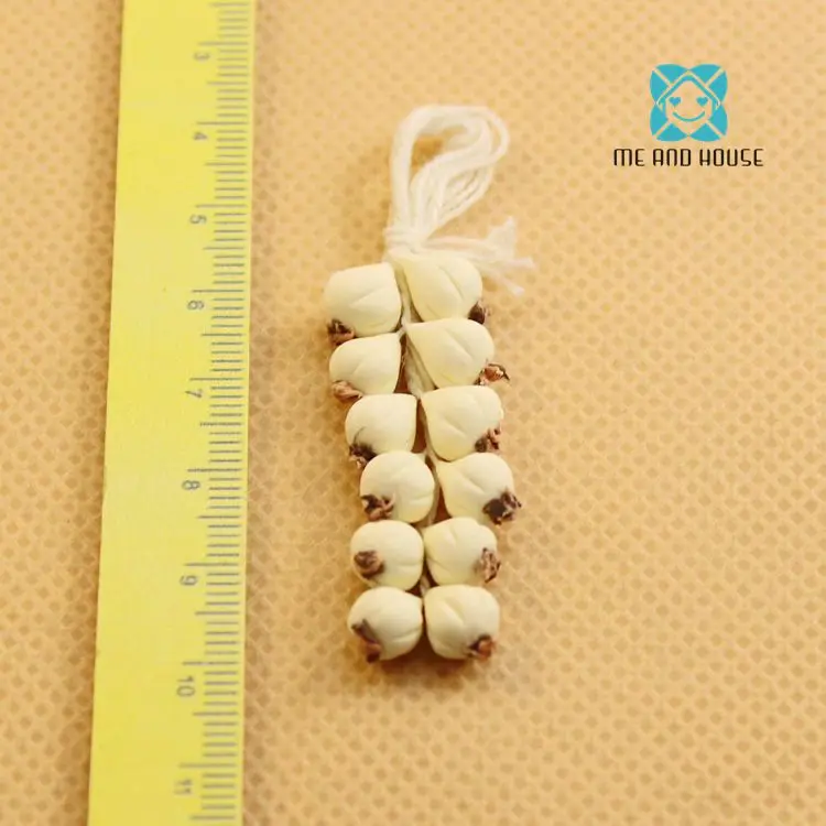 string of Garlic Кукольный домик кухонные аксессуары миниатюрная глина ручной работы струна чеснока и струна красного чили - Цвет: string of Garlic
