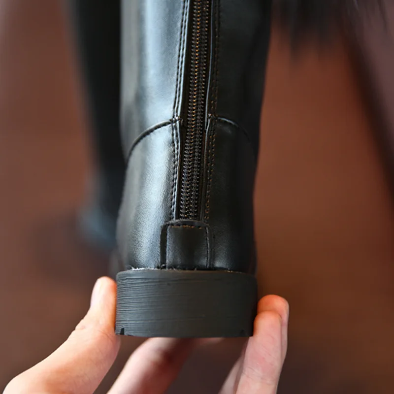 Модные кожаные сапоги для девочек коллекция 2017 года зимняя детская обувь Ботинки