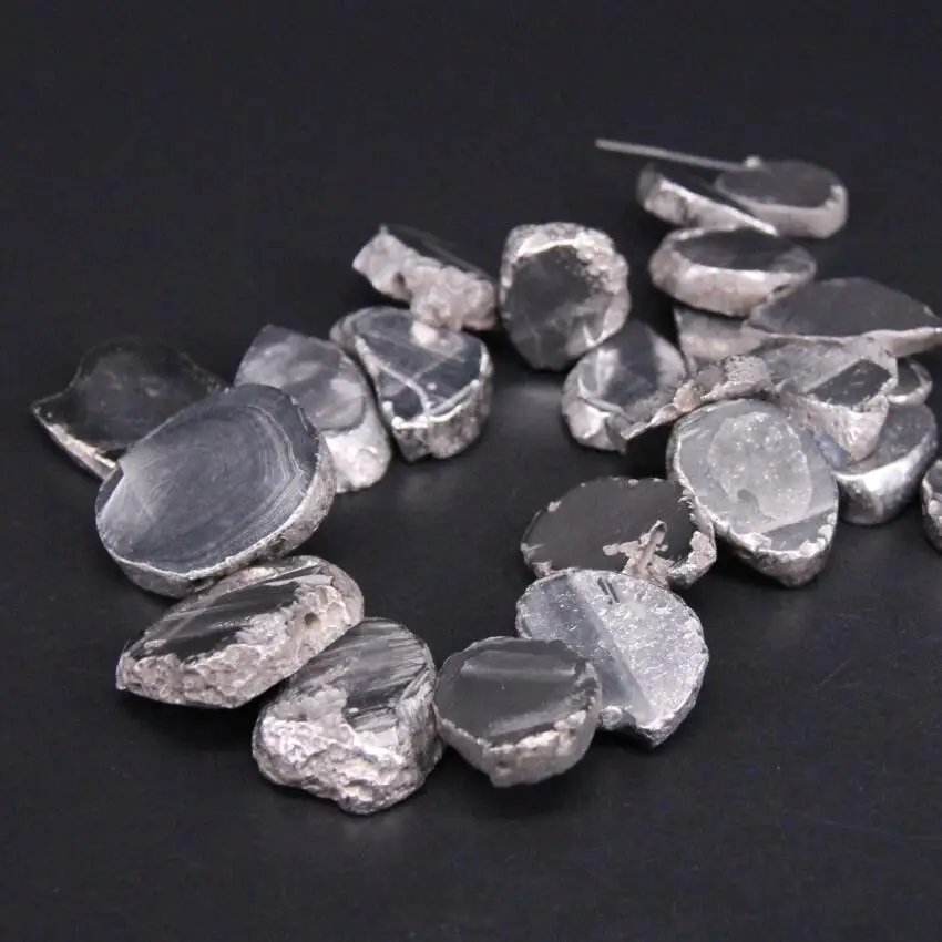 Approx26PCS/strand Топ пробуренный Серебряный Титан необработанные Агаты плиты в произвольной форме ломтик бусины, драгоценный камень Самородок Подвески для изготовления ювелирных изделий