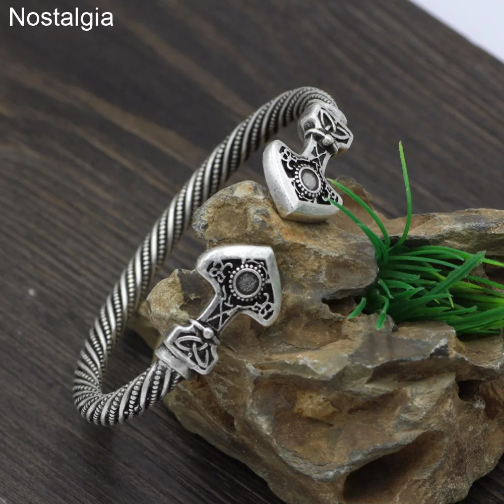 Ностальгия Vikingos Thor Hammer Thunder винт с предельным моментом затяжки для ногтей Pulseira