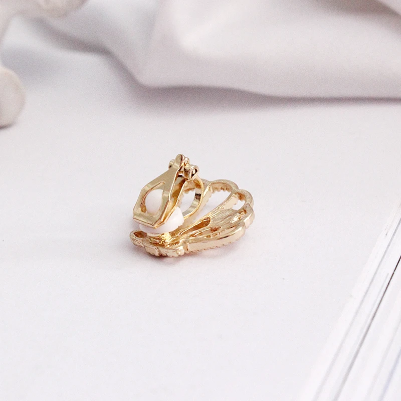 Простой металлической полой оболочки уха клип шар серьги циркония букле D'oreille