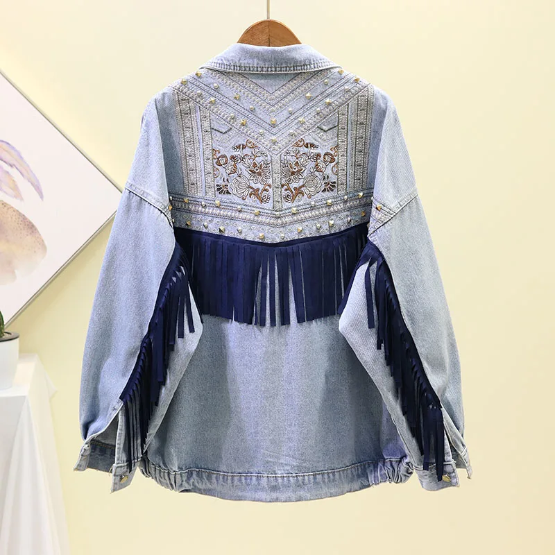 Весенне-осенняя винтажная женская джинсовая куртка Национальный Ветер заклепки вышитая верхняя одежда с длинным рукавом свободные джинсовые куртки пальто женское - Цвет: Light blue