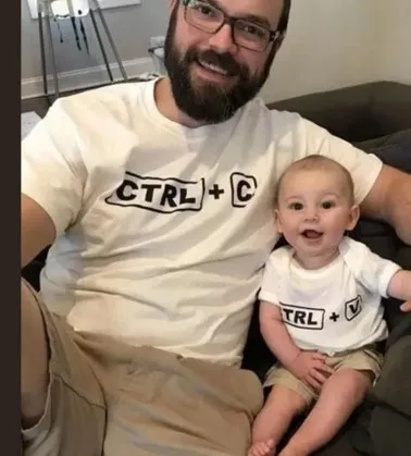 2019 summer family match look t shirt ctrl c and v letter print clothes novelty battery tshirt for daddy son funny top | Мать и ребенок