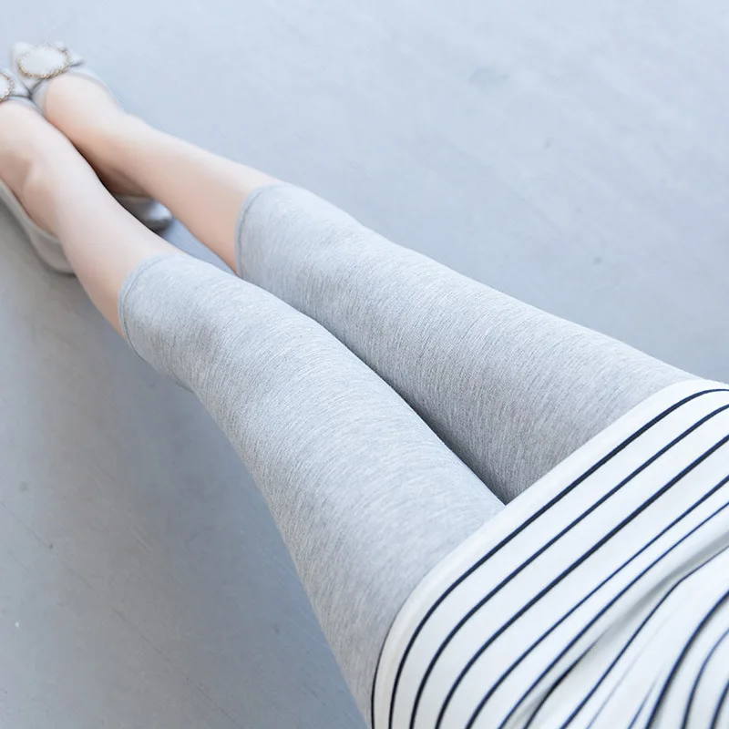 Летние женские брюки карандаш с высокой талией облегающие из модала карамельных