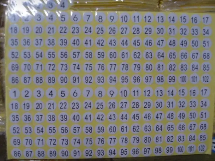 

Paper Circle stickers with numbers from 1-102, small numbers label sticker