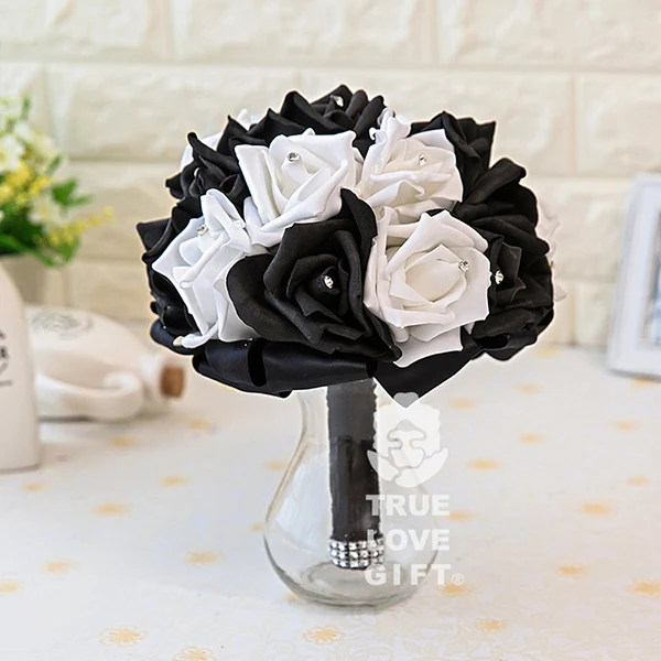 white and black Дизайн романтические розы цветы Пена лента кристалл букет Искусственные цветы для свадьбы свадебные букеты подружки невесты украшения - Цвет: white and black