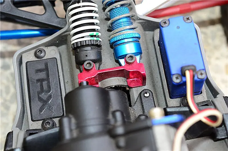 1:16 MINI E-REVO / SLASH/ RALLY/ Peak FRONT SHOCK MOUNT - 1PC ERV028 | Игрушки и хобби