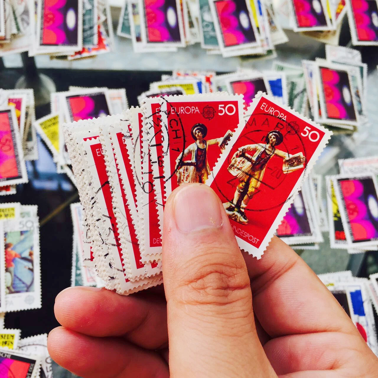 Новые 50 шт./лот в одной упаковке все отличаются во многих странах не повторяют