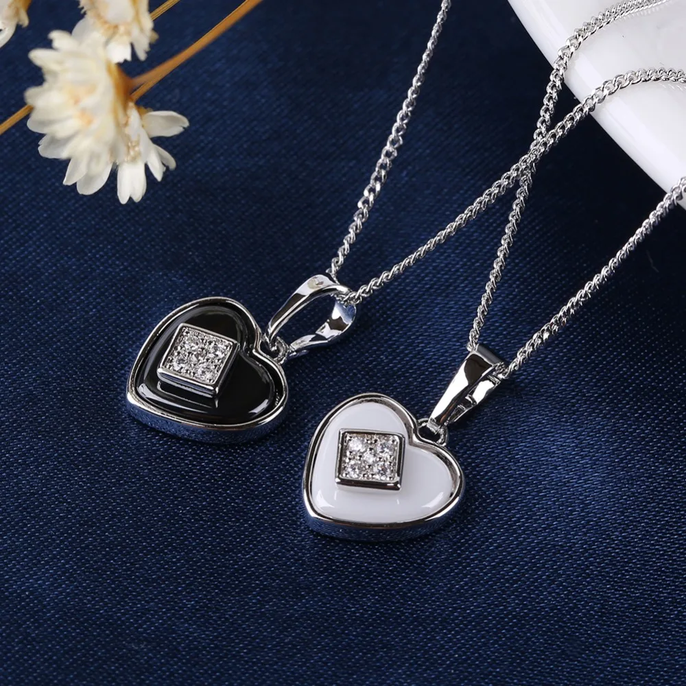 TUHE ожерелье с подвеской в виде сердца черно белое керамическое кристаллом 44 см