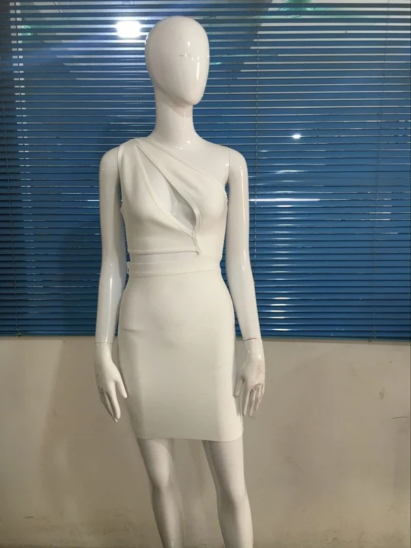 Женское трикотажное Бандажное платье элегантное облегающее белое с одним